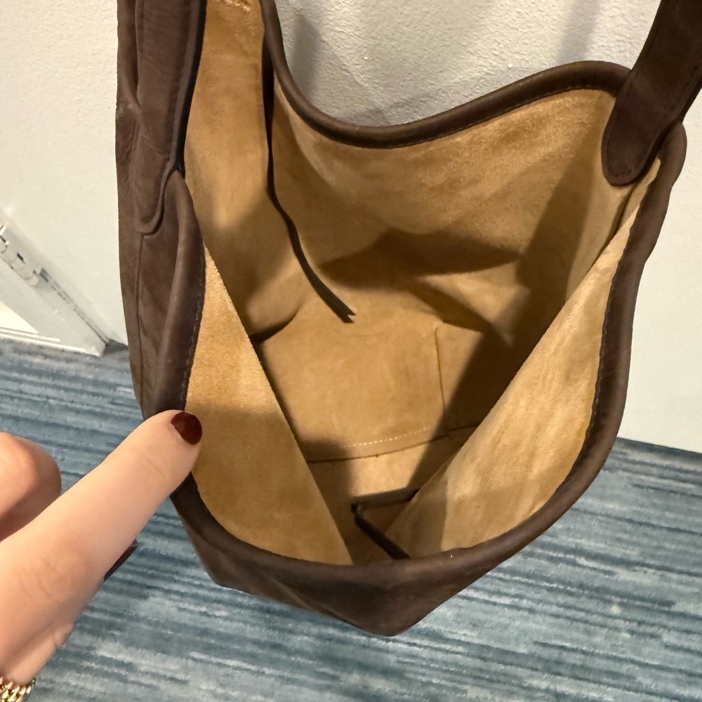 The row Brown nubuck Shoulder Tote - Picture 5 of 6